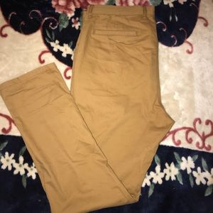Old Navy Pants for Men. Size 38x32. Slim.